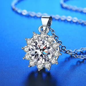 Корейское модное колье с подвеской в виде подсолнуха, украшенное цирконами, элегантное женское украшение, подарок на День святого Валентина - Product Image 1