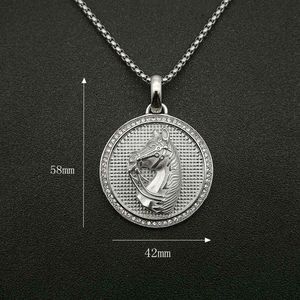 Yunnique – collier avec pendentif tête de cheval en acier inoxydable, serti de diamants, bijoux cadeau unisexe - Product Image 5