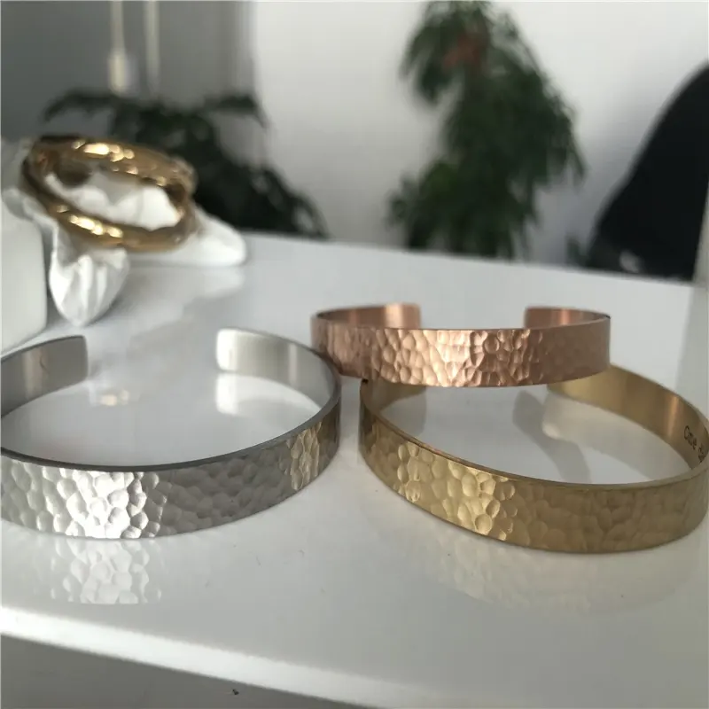 Janice schmuck Original design minimalistischen schmuck edelstahl gehämmert manschette armband in gold silber rose gold