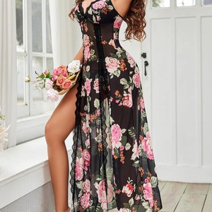 Chemise de nuit en dentelle transparente pour femme avec string, lingerie de nuit à fines bretelles et ourlet fendu - Product Image 4
