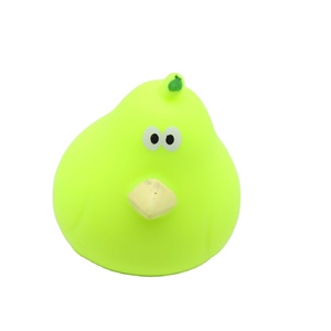 Jouet poire fruit de simulation TPR classique créatif unisexe en plastique anti-pincement pour les 5 à 7 ans - Product Image 3