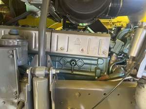 Camión Volquete Pesado Usado de Alta Calidad, Marca Sinotruk HOWO, Modelo 6x4 8x4, 30 Toneladas, 10 Ruedas, 375HP 371, en Venta - Product Image 3