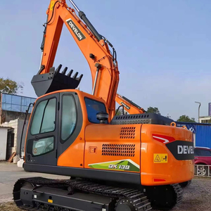Excavatrice sur chenilles hydraulique Doosan DX130 de 13 tonnes avec godet de 0,53 m³ pour la construction - Product Image 1