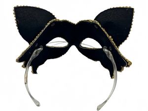 Masque de mascarade en velours noir avec dentelle dorée, oreilles de chat et motif cœur rose pour le nez, idéal pour les fêtes à demi-visage - Product Image 5