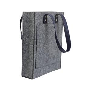 กระเป๋าโท้ทผ้าสักหลาด PET รีไซเคิลได้สำหรับผู้หญิง พร้อมหูหิ้ว PU คุณภาพสูง สไตล์ดั้งเดิม เย็บด้วยเครื่องจักร - Product Image 3