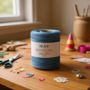 Spago di sisal Ilan 3 mm blu cielo, bobina da 250 g per lavori artigianali - Product Image 2