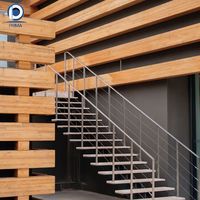 Escalier flottant cantilever de luxe, marches en bois massif sur mesure, support dissimulé, main courante en verre pour maison moderne