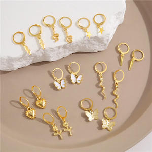 Boucles d'oreilles pendantes tendance, 9 paires, en alliage de zinc plaqué or pour femmes, design papillon, étoile, cœur, fleur - Product Image 5