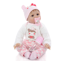 Poupée Bébé Reborn Réaliste en Silicone Faite à la Main de 22 Pouces, Matériau Silicone, Mignonne et Réaliste, Idéale pour les Jouets d'Enfants - Vente Chaude
