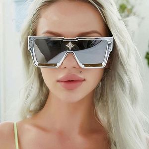 Lunettes de soleil surdimensionnées carrées pour femmes, tendance rétro de luxe, personnalisées, 2025, UV400 - Product Image 1