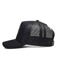 Gorra de Béisbol Deportiva Personalizada con Diseño Nuevo, Logotipo de Sonrisa con Pedrería, 5 Paneles de Malla Transpirable