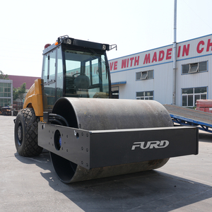 Chất lượng cao <span class=keywords><strong>10</strong></span> tấn đường lăn rung khí nén lốp con lăn - Product Image 4