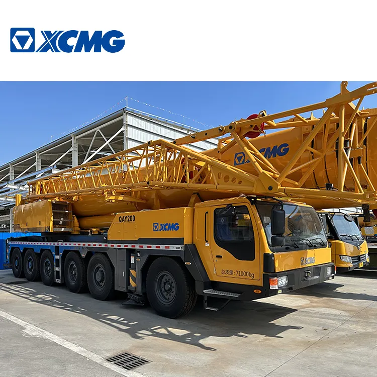 XCMG 공식 QAY200 사용 200 톤 모바일 모든 지형 트럭 크레인 재고 판매