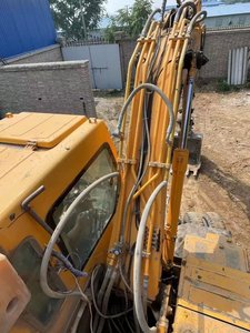 Excavadora de cadenas Hyundai usada coreana de 15 toneladas con motor, lista para envío rápido desde China - Product Image 6