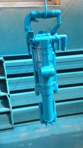 QIYUN Machinery Krachtige Yt24 Handboor Pneumatische Duurzame Boormachine voor Mijnbouwboorinstallaties - Product Image 5