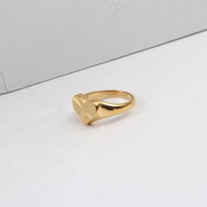 Anillos de Acero Inoxidable Personalizados con Logotipo, 316L, Resistentes al Deslustre, a Prueba de Agua, Chapados en Oro de 14k y 18k, Anillo de Corazón PVD para Mujer, Gran Venta - Product Image 3