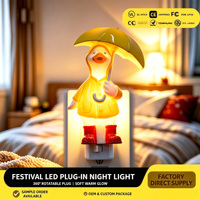 Lampe de nuit LED enfichable en forme de canard parapluie mignon, rotative à 360°, lumière douce et chaude, décoration de chambre d'enfant, vente en gros, cadeau OEM