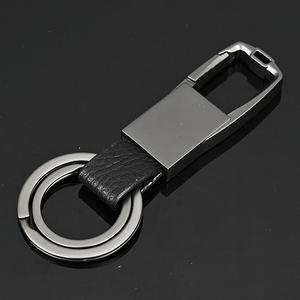 Pour <span class=keywords><strong>BMW</strong></span> trois couleurs cuir taille suspendus <span class=keywords><strong>porte</strong></span>-clés pendentif transfrontalier allemand italien drapeau lumière <span class=keywords><strong>porte</strong></span>-clés pour la publicité de voiture - Product Image 3