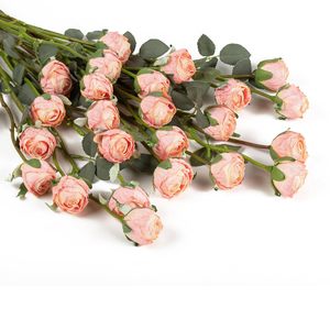 Prix de gros pour les fleurs artificielles en soie et les fausses tiges de roses colorées pour la décoration de mariage et d'événements à domicile - Product Image 3