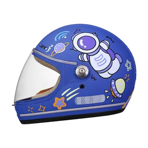 BYB/RNGドリーム宇宙飛行士新しいデカールカスタムロゴABS素材子供用ヘルメット屋外乗馬子供用オートバイヘルメット