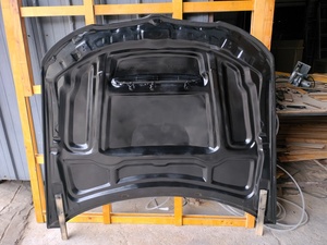 Cofano in Fibra di Carbonio con Presa d'Aria per BMW E90 Serie 3 | Ricambio Anteriore Stile GTS | Montaggio OEM-Style - Product Image 4