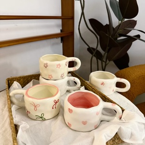 Set <span class=keywords><strong>di</strong></span> Tazza e Piattino in Ceramica Lavorata a Mano, Design Divertente e Paffuto, <span class=keywords><strong>Tazze</strong></span> in Porcellana per Tè e Caffè - Product Image 4
