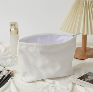 Sacs de maquillage en velours côtelé personnalisés en gros avec logo imprimé, fermeture éclair, légers et portables pour femmes - Product Image 6