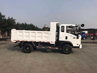 Camion léger Sinotruck CDW neuf ou d'occasion, conduite à gauche, 4x2, 6 roues, mini-benne basculante à vendre
