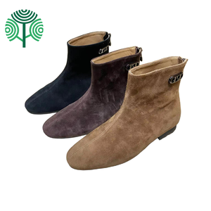 Botines de Ante 100% Piel de Cordero para Mujer, Tallas Grandes, Tacón Plano Suave, Punta Redonda, Personalizables con Logotipo - Product Image 2