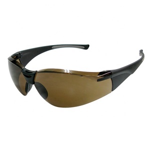 Lunettes de sécurité industrielles les plus vendues, conformes à la norme ANSI Z87.1, avec verre monobloc transparent, plaquettes nasales souples en TPR et branches antidérapantes - Product Image 2