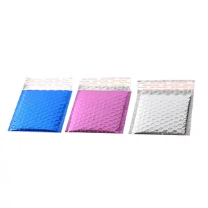 Custom Logo Bubble Mailers Gewatteerde Poly Mailers Metallic Holografische Kussen Enveloppen Afdichting Sluiting Enveloppen Verzending Tassen