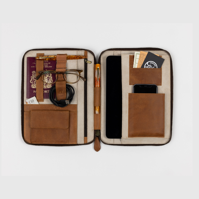 สีน้ำตาล