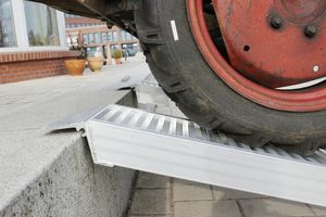 แท่นขุดเจาะอลูมิเนียมสำหรับงานหนักแท่นวางทางลาดสำหรับรถจักรยานยนต์ของรถขุด - Product Image 5