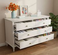 Commode élégante à 6 tiroirs, couleur blanc clair - Meuble de rangement pour la chambre à coucher avec des pieds rétro élégants