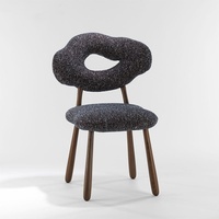 Chaise de salle à manger à pied en bois en tissu Teddy à la mode, chic et doux, chaise de canapé et chaise de maquillage, adaptée aux cafés, à la chambre