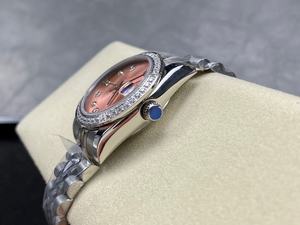 Reloj mecánico de mujer con brazalete de acero inoxidable con incrustaciones de diamantes, estilo vintage 2026, a la moda. - Product Image 2