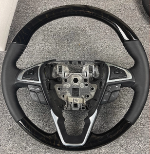 Volant personnalisé en fibre de carbone forgée bleu foncé avec poignées en microfibre pour <span class=keywords><strong>Ford</strong></span> <span class=keywords><strong>F</strong></span>-<span class=keywords><strong>150</strong></span> Raptor Shelby XL <span class=keywords><strong>XLT</strong></span> 2021-2025 - Product Image 6