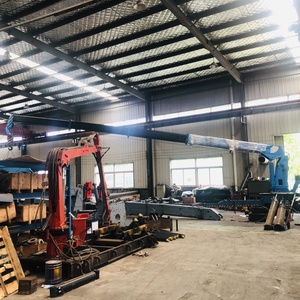 رافعة بحرية هيدروليكية تلسكوبية بحمولة 12 طن قابلة للتخصيص مثبتة على قاعدة لعمليات الموانئ - Product Image 3