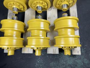 Suku cadang undercarriage <span class=keywords><strong>CAT</strong></span> Bulldozer D5M D6K D7G <span class=keywords><strong>D8K</strong></span> D11N D50 D60 D85 D155 jalur rol bawah - Product Image 3