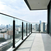 Balustrade en verre moderne personnalisable et durable en acier inoxydable 316, garde-corps avec panneau en verre trempé pour balcon, jardin, villa