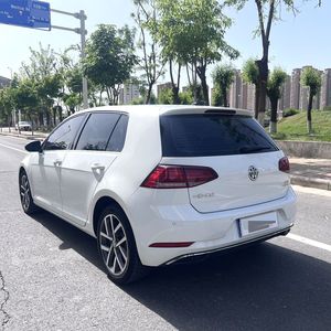 Volkswagen <span class=keywords><strong>Golf</strong></span> 7 1.4T Automatique <span class=keywords><strong>2020</strong></span>, Berline Compacte Classique Européenne, Robuste pour les Zones Froides et Tropicales - Product Image 4