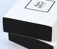 Boîtes d'emballage en carton de papier coulissant blanc mat pour vêtements chaussettes UV avantage feuille d'or estampage gaufrage à faible coût