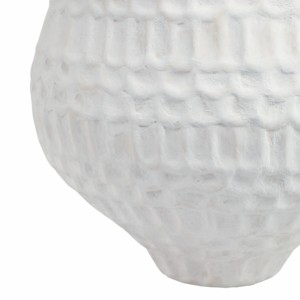 Vaso Moderno in Porcellana con Texture Ondulata, Elemento Scultoreo per l'Arredamento del Soggiorno - Product Image 5