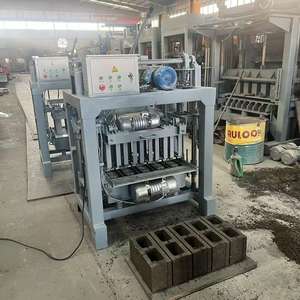 Macchina Mobile per la Produzione di Blocchi di Cemento e Calcestruzzo, Pressa Manuale per 5 Blocchi, Motore per la Vendita in Nigeria - Product Image 1