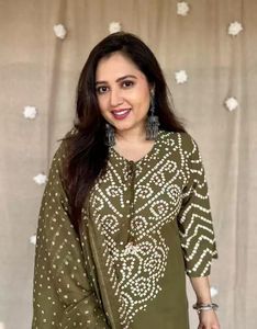 Ensemble de costume imprimé Bandhani en coton avec dupatta et pantalon, style indien, Anarkali Salwaar Kameez pour femmes, ensemble de costume Kurti pour mariage, fête festive - Product Image 3