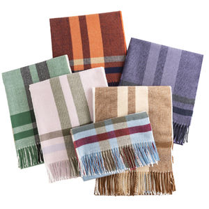 European Plaid Cashmere Feeling <strong>Scarf</strong> <strong>Pashmina</strong> New Fashion Lady Tassel Shawls and <strong>Scarves</strong> for Winter - Product Image 2