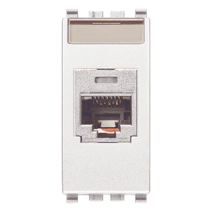Prise RJ45 Panduit Cat5e UTP blanche, longueur 6 pouces, hauteur 5,3 pouces - Product Image 1