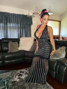 Vestido de Noche Largo Negro con Pedrería y Espalda Descubierta X51028 de Lujo - Product Image 3