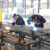 Échelle à câbles en acier au carbone galvanisé à chaud de 400 mm, certifiée Hdmann SGS, pour la transmission d'énergie des fermes solaires