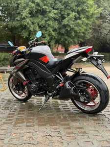 Potente Moto Stradale Kawasaki Z1000 con Motore a Quattro Cilindri in Linea da 1043cc, Design Aggressivo <span class=keywords><strong>SUGOMI</strong></span>, Velocità Massima >80km/h, Prodotta in Cina - Product Image 6